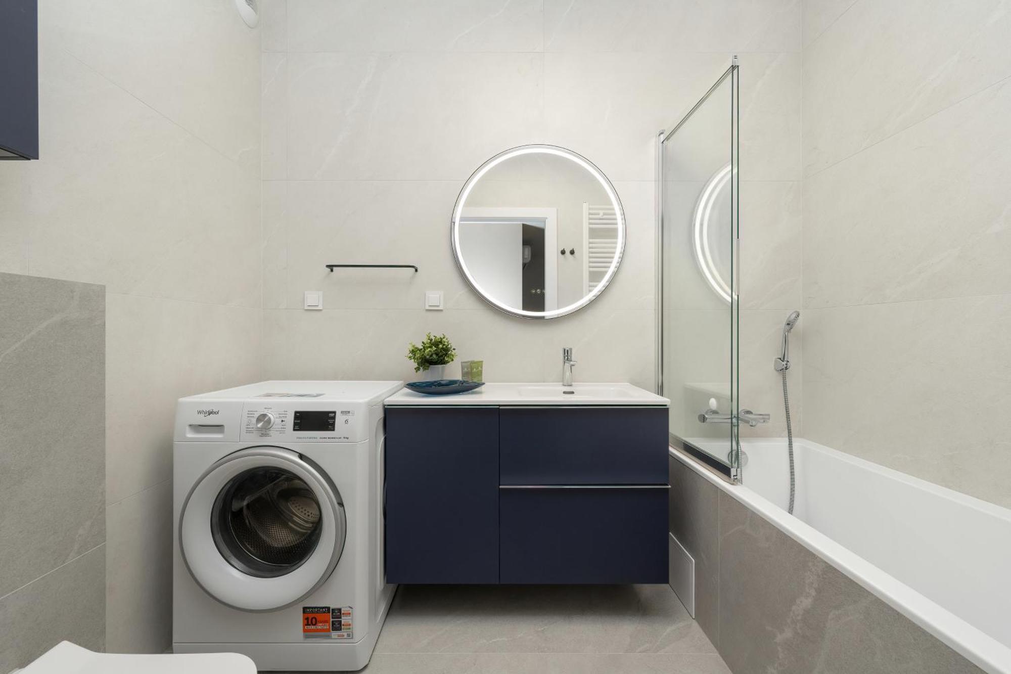 Gwiazdzista Elegant For 6 Guests With Balcony & Parking By Renters Apartament *