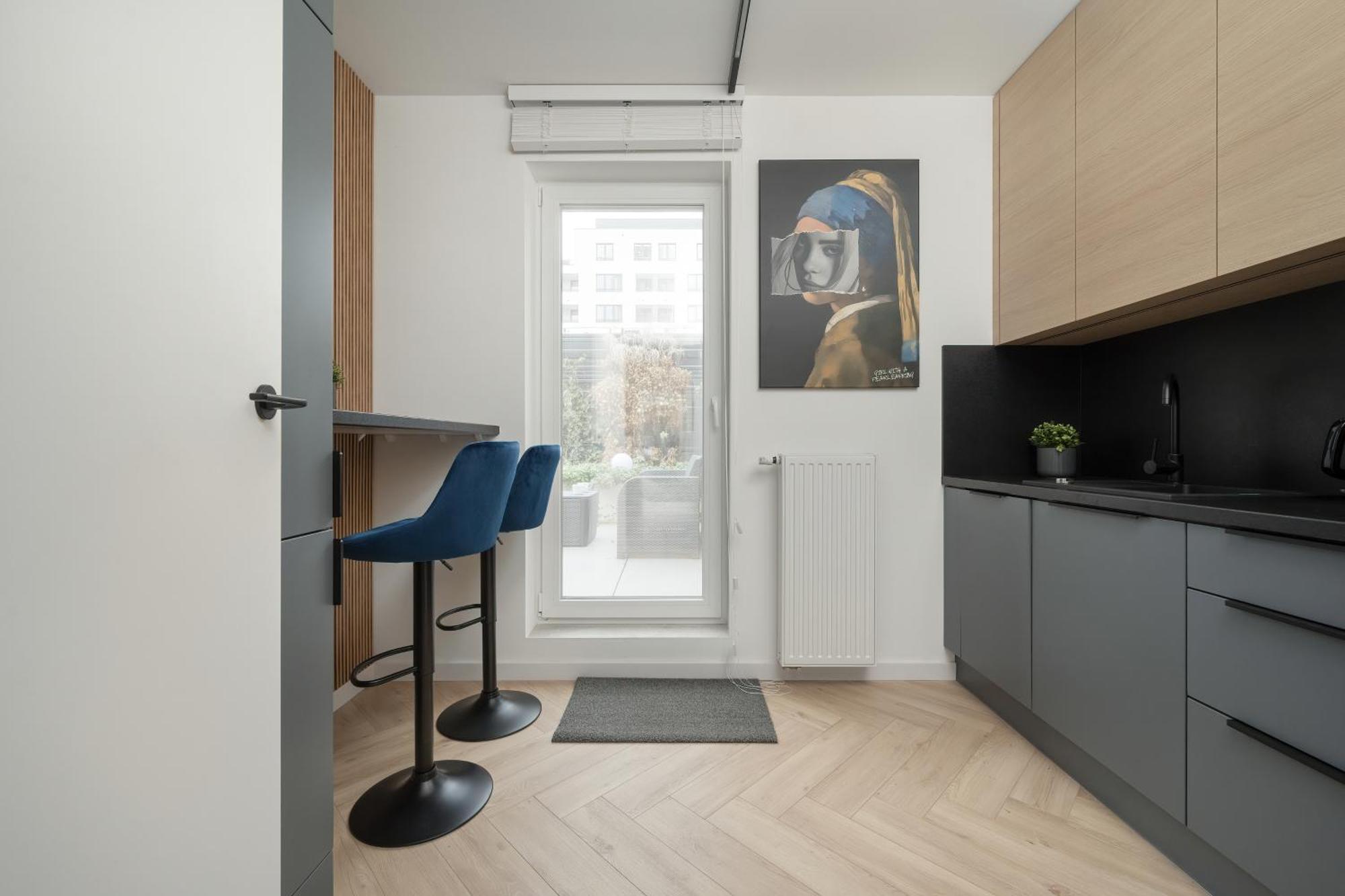 Gwiazdzista Elegant For 6 Guests With Balcony & Parking By Renters Apartament *