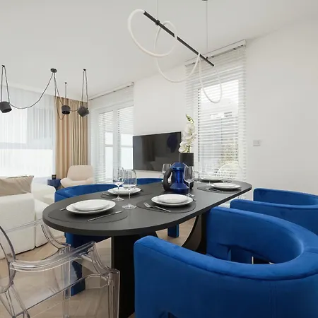 Gwiazdzista Elegant Apartment For 6 Guests With Balcony & Parking By Noclegi Renters Wroclaw Exterior photo