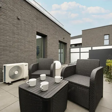Gwiazdzista Elegant Apartment For 6 Guests With Balcony & Parking By Noclegi Renters Wroclaw Exterior photo