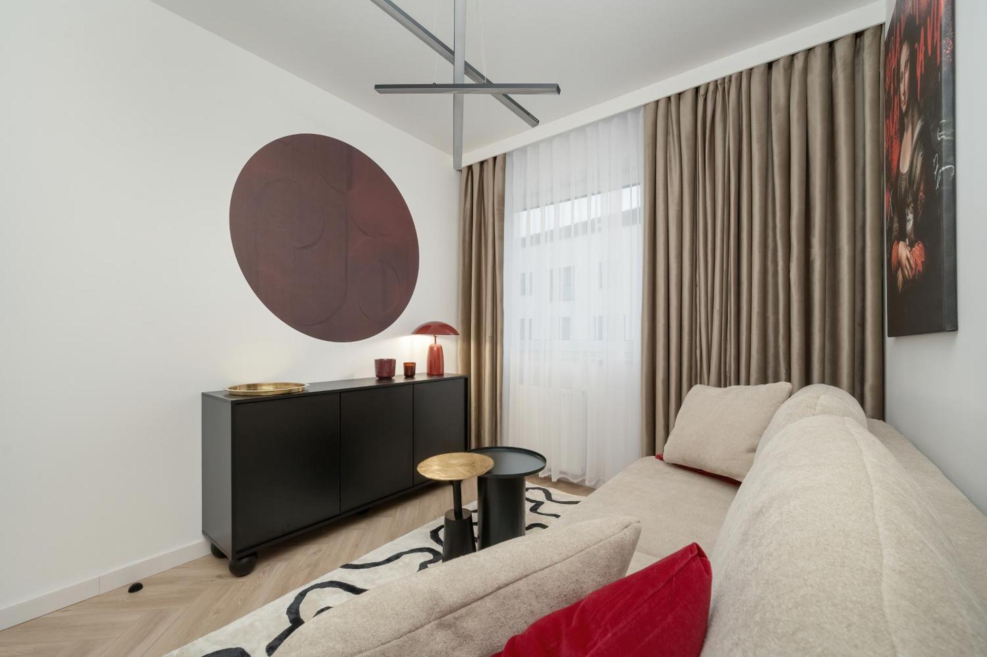 Gwiazdzista Elegant For 6 Guests With Balcony & Parking By Renters Appartamento Breslavia